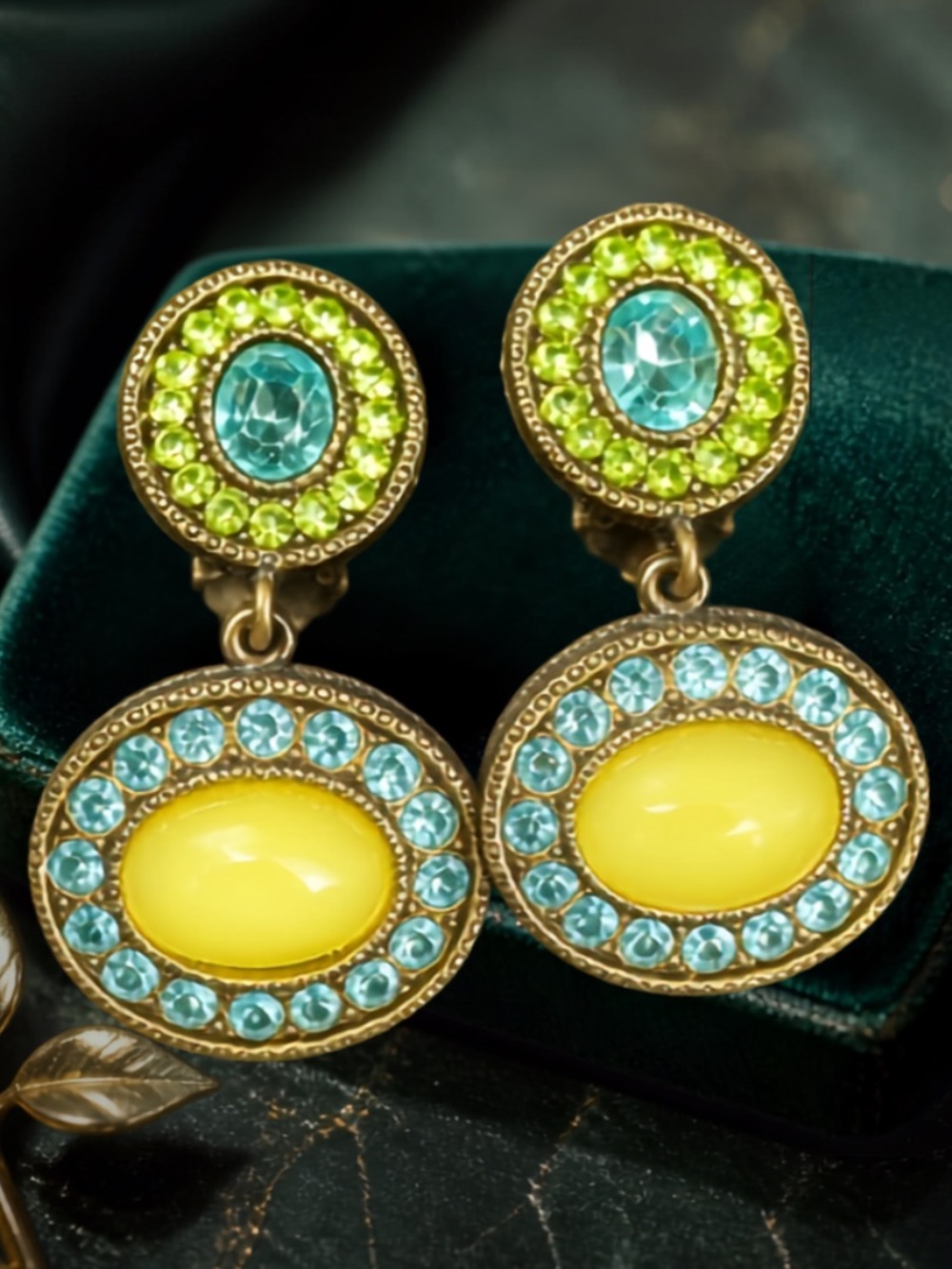 Vintage Pocci Paris Drop Clip Earrings Poured Glass Crystal 1799